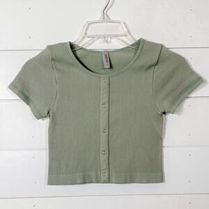 ANWND Women's Green Snap Ribbed Straight Hem Short Sleeve Crop Top Size M/L